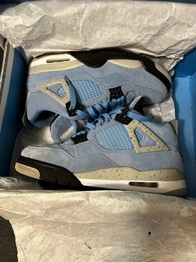 Air Jordan 4 Retro Sneakers